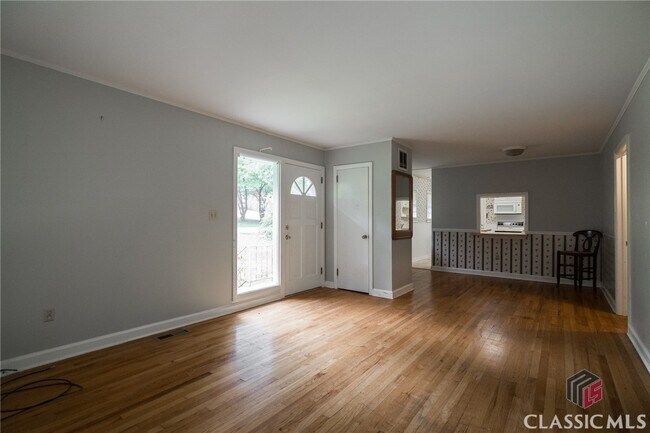 Building Photo - 505 Woodland Hills Dr