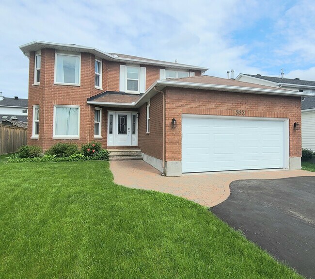 Building Photo - 583 Merkley Dr