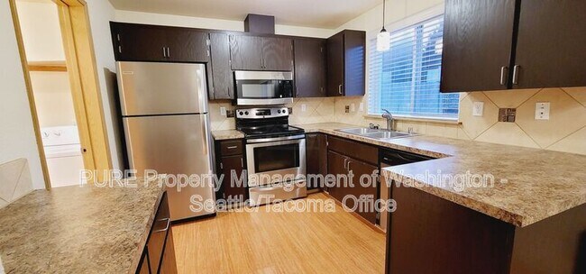 Building Photo - 5614 99th St Ct E