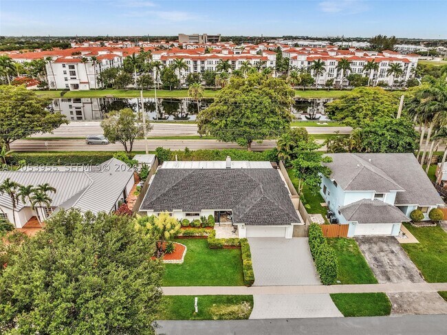 Foto del edificio - 630 SW 100th Terrace