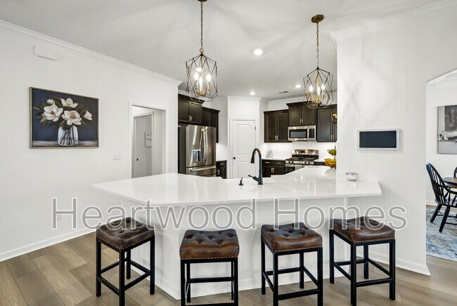 Foto del edificio - 924 Windchase Wy