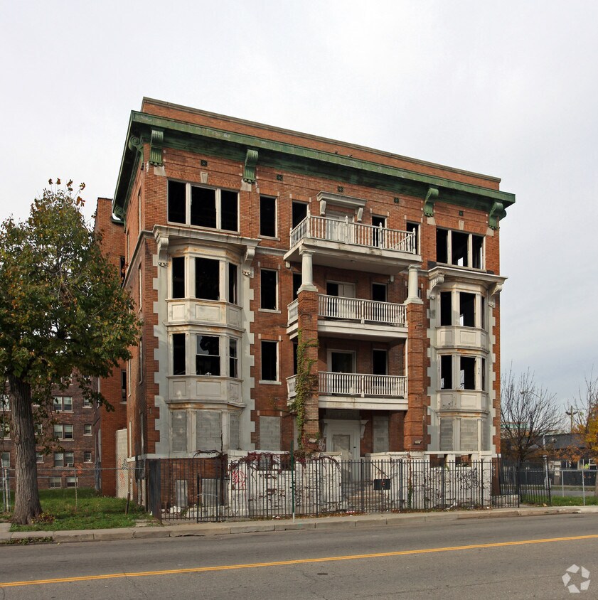 2457 - 2467 Cass Ave - 2457-2467 Cass Ave