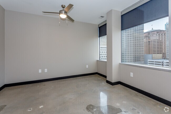 Studio - S1 - Flashcube Apartments