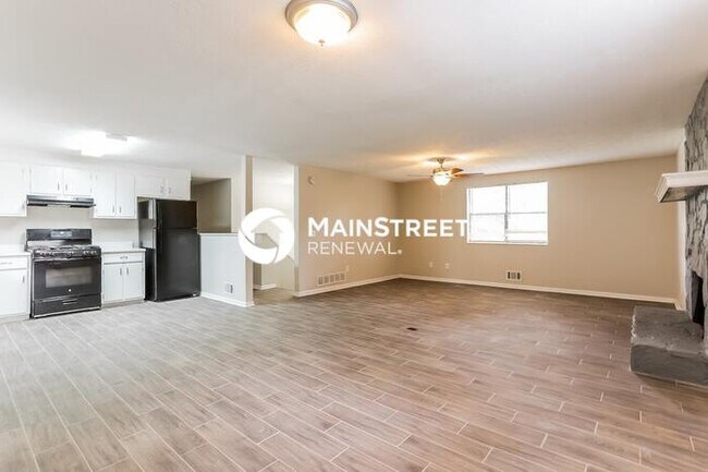 Foto del edificio - 3 Bedroom Pet-Friendly Home in Douglasville, GA with Main Street Renewal