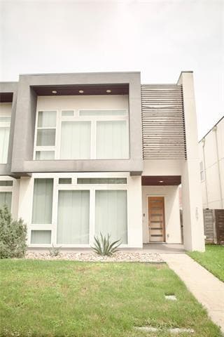 Building Photo - 207 Adrian Dr
