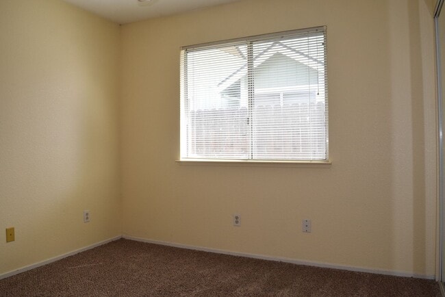 Building Photo - 1317 Rice Ln
