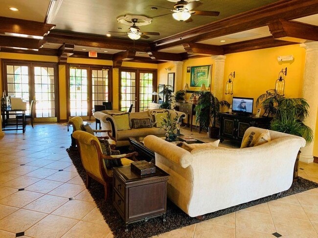 Foto del edificio - 15105 Michelangelo Blvd