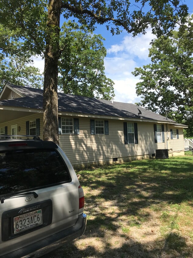 Primary Photo - 1104 Alabama Ave