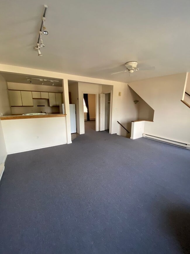 Photo - 25 Pool St Apartment