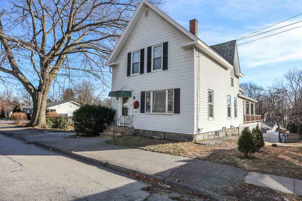 605 Merrimack St Unit 1, Manchester, NH 03103 Apartment for Rent in