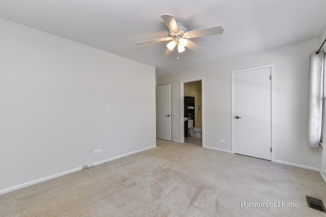 Building Photo - 1970 Cabriolet Ct