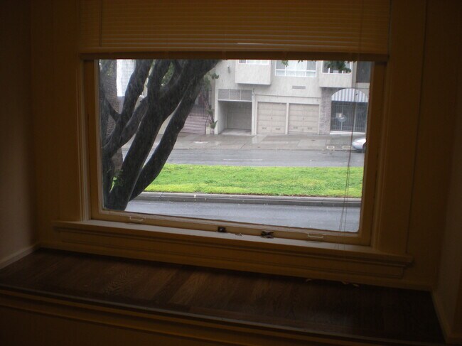 Foto del edificio - 143A Dolores St