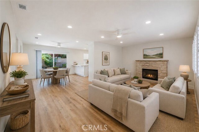 Foto del edificio - 6042 Stone Cir