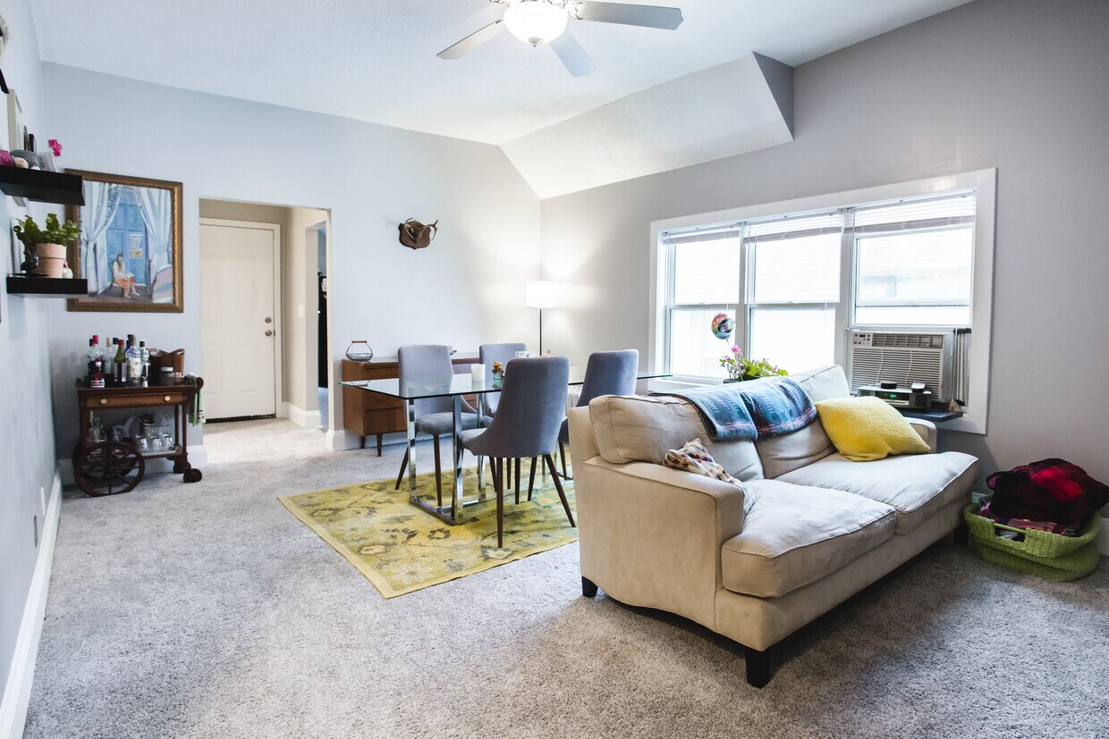 Large Open Living/Dining Room - 1417 5th St NE