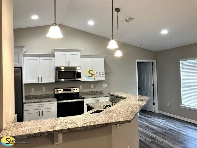 Building Photo - 169 Juniper Way