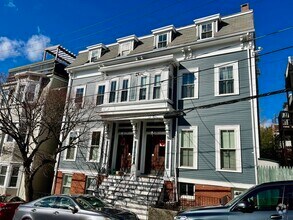 Building Photo - 66 Telegraph St