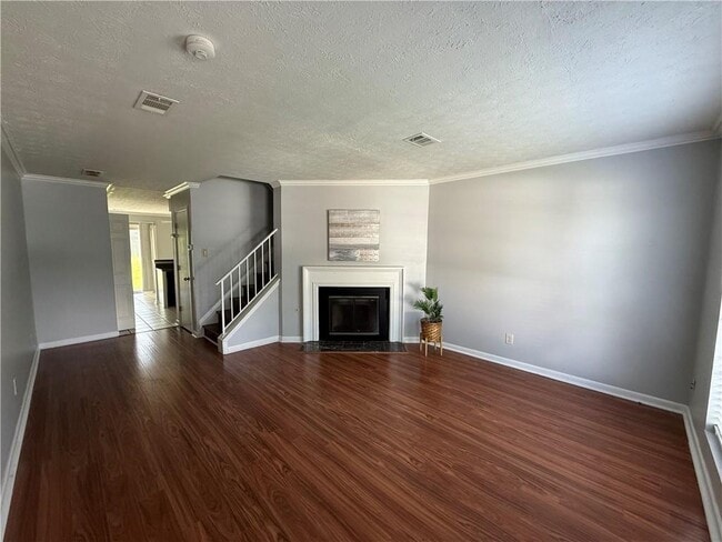 Foto del edificio - 6636 Witherington Ct NW