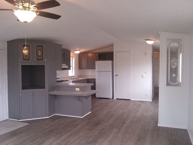 Building Photo - 2 Bed/2 bath home in Snowflake