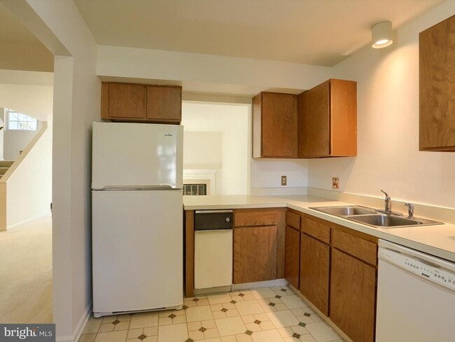 Foto del edificio - 1068 W Foxcroft Dr