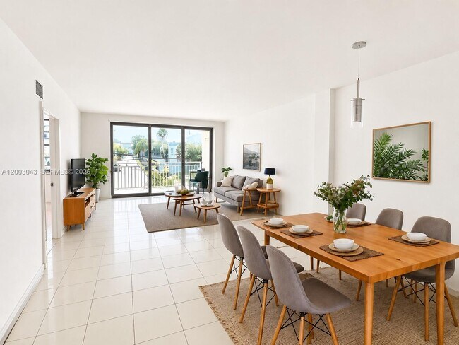 Foto del edificio - 9500 W Bay Harbor Dr