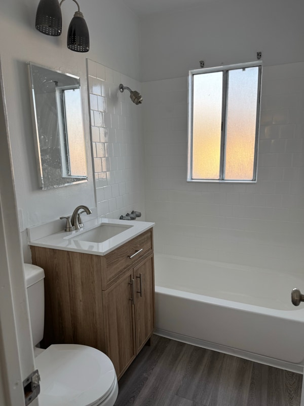 Foto del edificio - 1836-1812 12th St