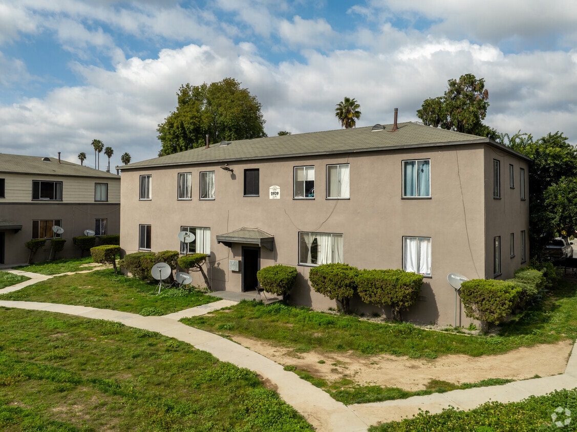 Wyvernwood Garden Apartments Apartments in Los Angeles, CA Westside Rentals