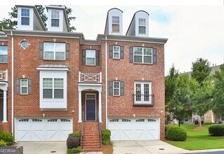 Building Photo - 12820 Doe Dr
