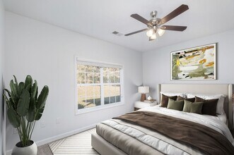 Interior Photo - Crystal Lake Luxury Apartments