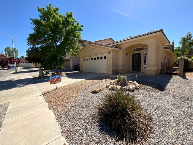 Building Photo - 3 Bedroom Single Story Home Available Near...