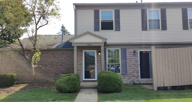 Foto del edificio - 3054 Forest Creek Ct
