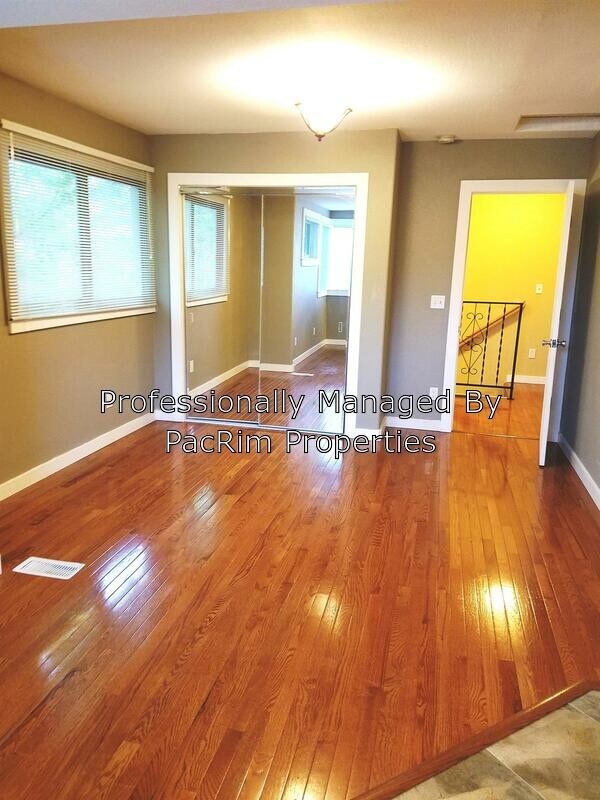 Building Photo - 8020 Sabrina St