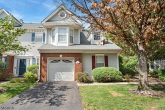 Building Photo - 43 Sapphire Ln