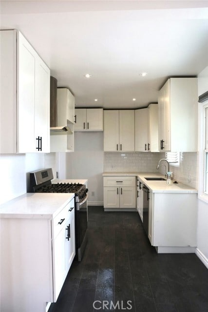 Building Photo - 728 W E St