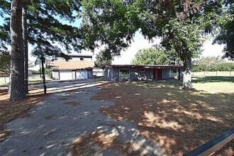 Building Photo - 2222 CR-134