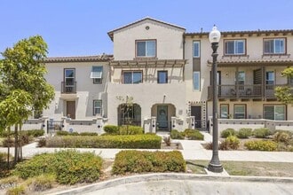 Building Photo - 395 Townsite Promenade