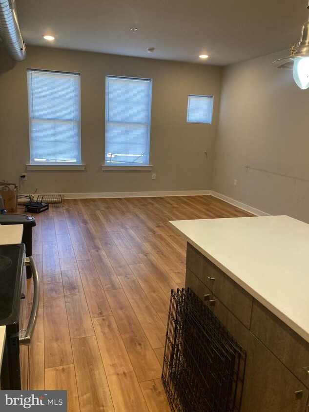 Foto principal - 2541 N Front St