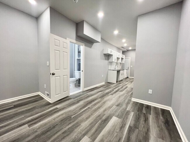 Building Photo - Anika Homes 4 Bedroom