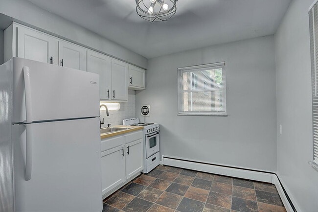 Foto del edificio - 3552 Brotherton Rd