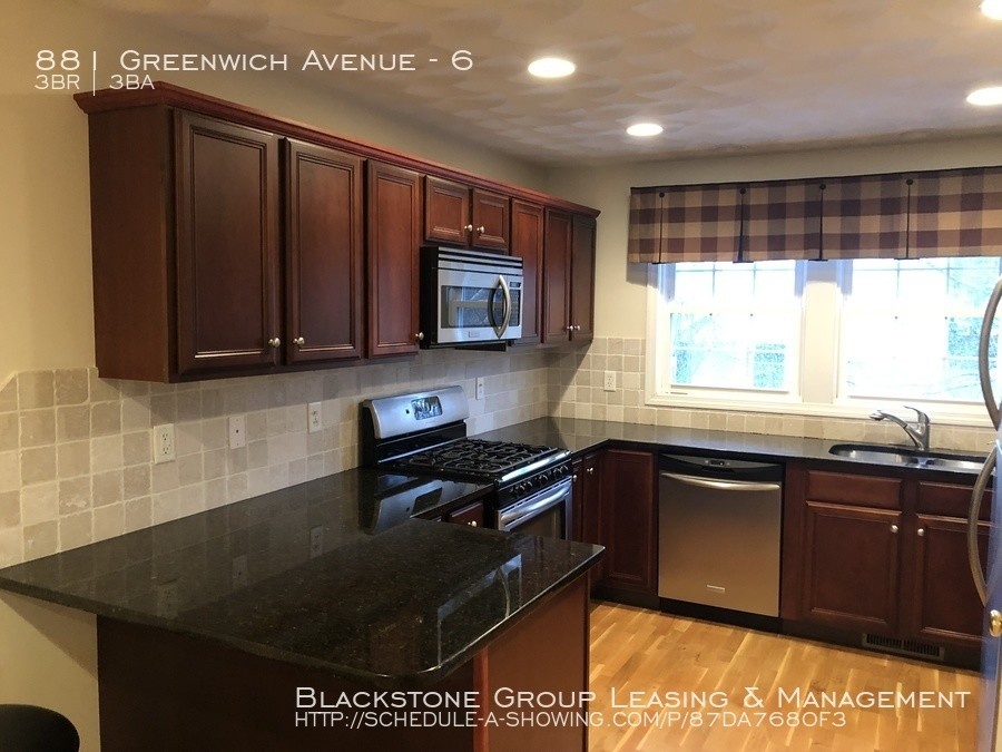 Foto principal - 881 Greenwich Avenue