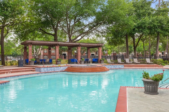 Building Photo - The Villages of Cypress Creek