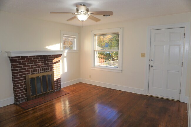 Building Photo - 1510 Whatley St