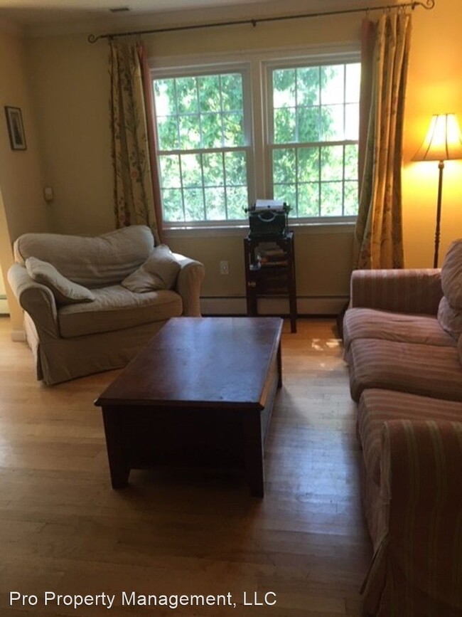 Foto del edificio - 3 br, 2 bath House - 484 LIMESTONE ROAD