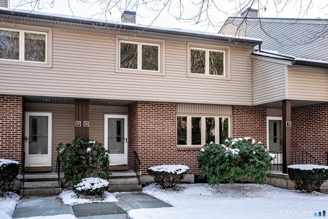 Building Photo - 449 S Main St