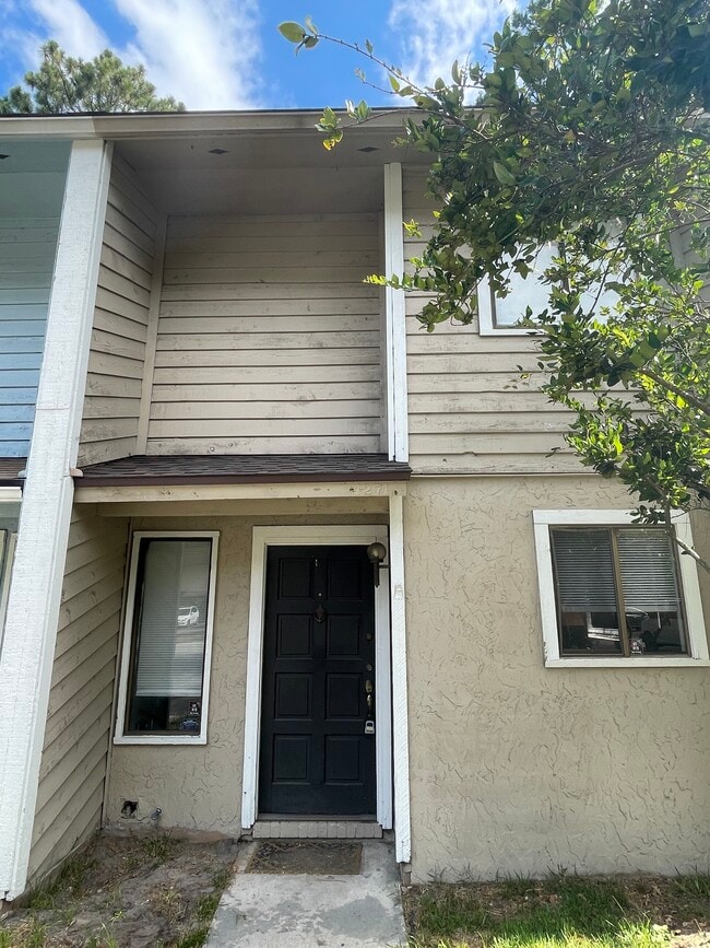Building Photo - 4271 Windergate Dr