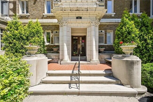 Photo du bâtiment - 86 Herkimer St