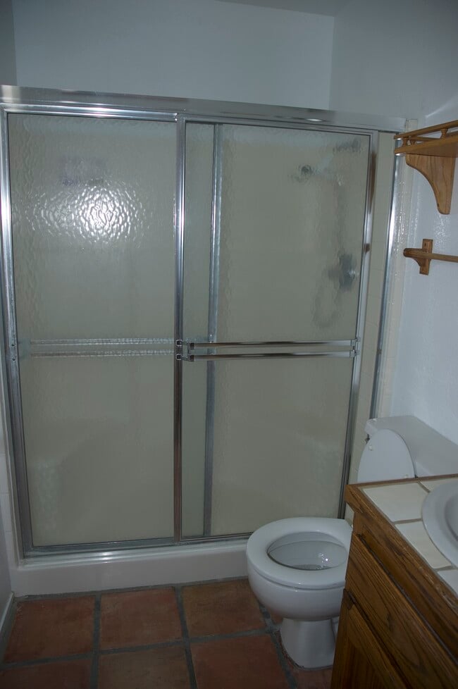 Building Photo - 24450 Mccray Ct