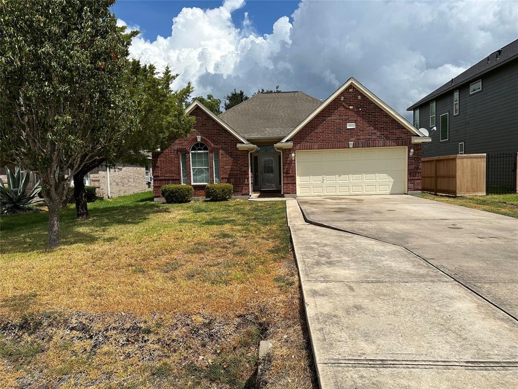 Foto principal - 211 San Jacinto St
