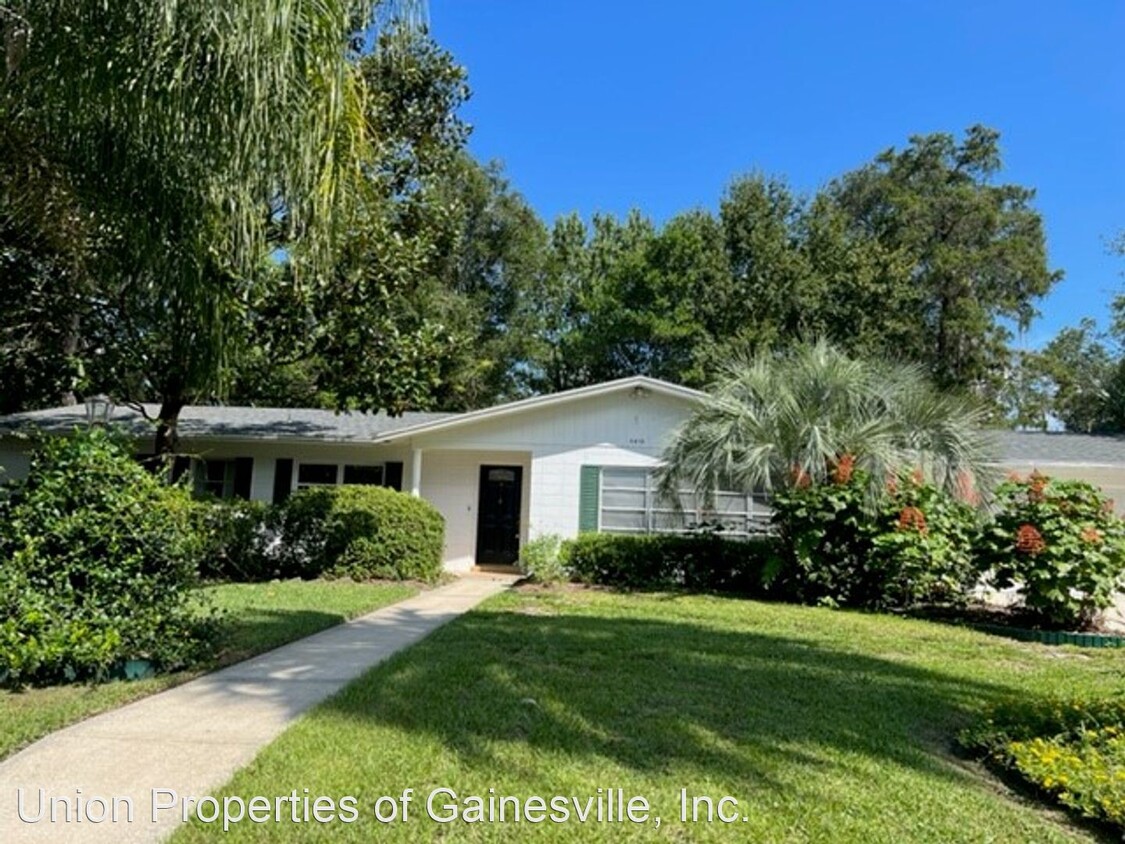 Primary Photo - 4 br, 2 bath House - 4410 NW 18th Place