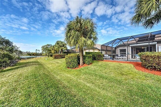 Foto del edificio - 3 bedroom 2 bath pool home in Colonial Cou...