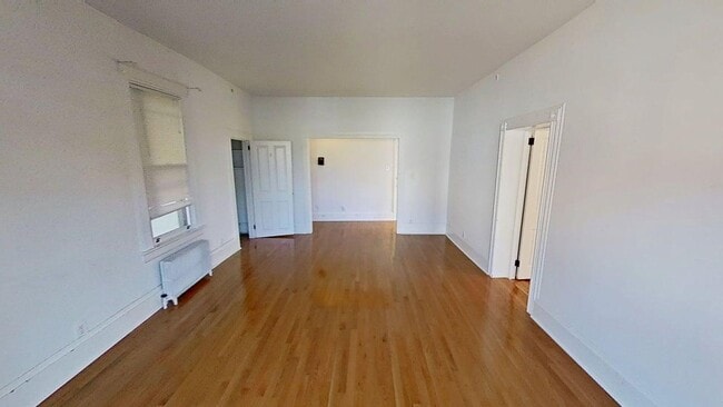 Building Photo - 41 Taylor Ave